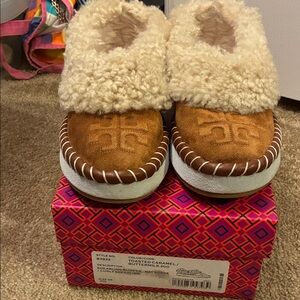 Tory Burch Suede Moccasin Slippers in Toasted Caramel with Cream Shearling